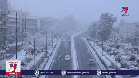 Bão tuyết gây gián đoạn hoạt động ở thủ đô của Hy Lạp