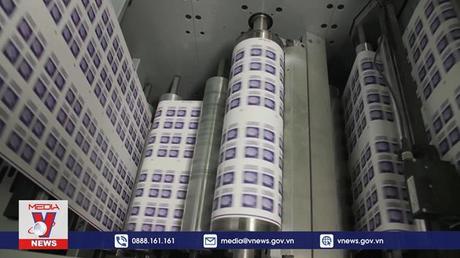 Anh công bố mẫu tem đầu tiên in hình Vua Charles III