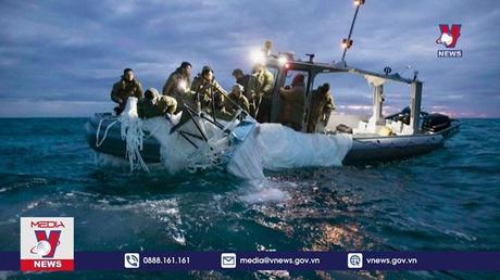 Mỹ công bố hình ảnh trục vớt khinh khí cầu Trung Quốc