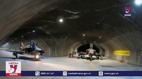 Iran công khai một căn cứ không quân ngầm