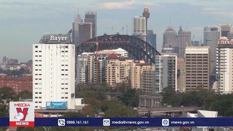 Australia triển khai tiêm mũi vaccine ngừa COVID-19 thứ năm