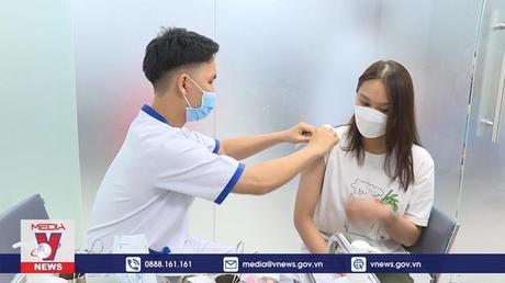 Lo bệnh dại, nhiều người dân đi tiêm ngừa