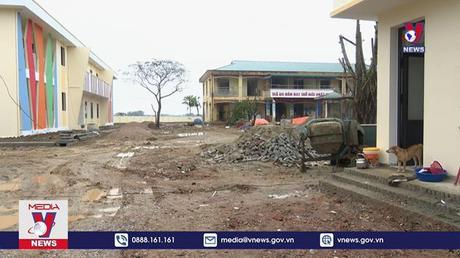 300 học sinh chưa đến trường sau Tết vì thiếu chỗ học 