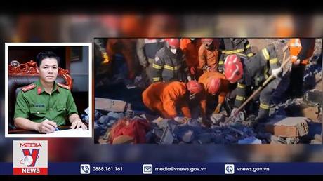 Chạy đua với thời gian để cứu người còn sống sót