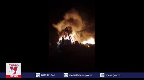 Hỏa hoạn gây thiệt hại hai tàu cá ở Quảng Bình