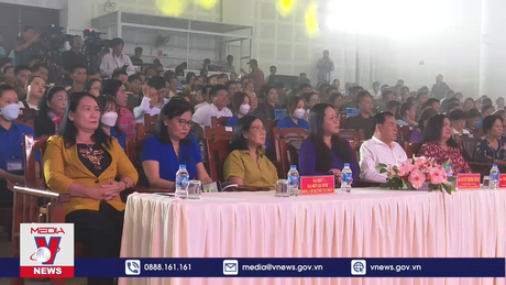 Chương trình nghệ thuật đặc biệt “Người vẽ cờ Giải phóng”