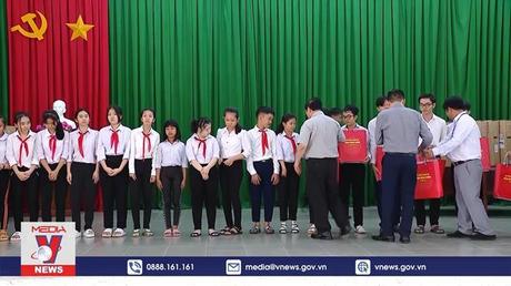 Thủ tướng thăm, làm việc tại Bến Tre