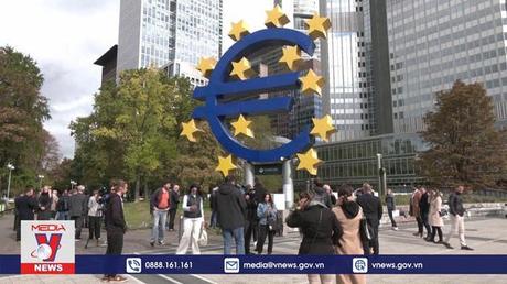Khả năng Eurozone tránh được nguy cơ suy thoái
