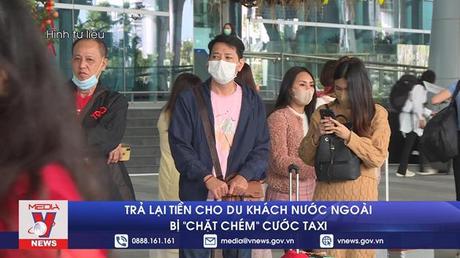 Trả lại tiền cho du khách nước ngoài bị 