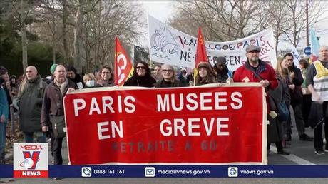 Tuần hành phản đối cải cách lương hưu tại Pháp