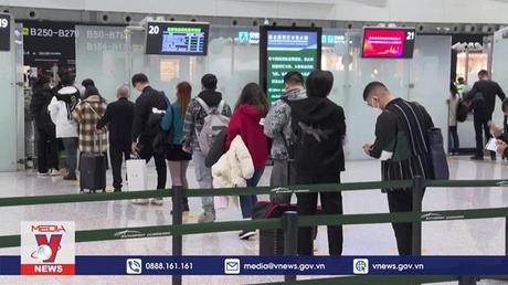 EU ngừng yêu cầu xét nghiệm COVID-19 với du khách từ Trung Quốc