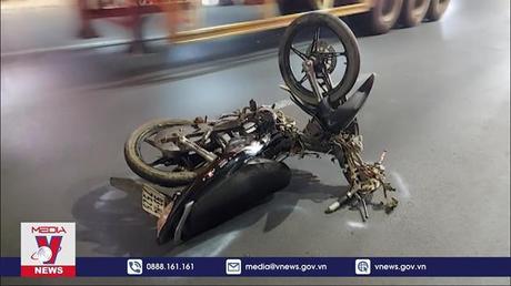Xe máy đi tốc độ cao gây tai nạn liên hoàn tại Bình Phước