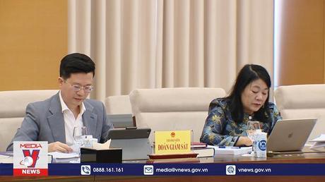 Giám sát đổi mới chương trình, sách giáo khoa giáo dục phổ thông