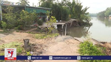 Sạt lở bờ sông ở Sóc Trăng diễn biến phức tạp