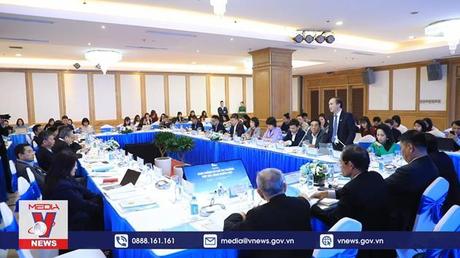 Nên bỏ áp giá trần vé máy bay