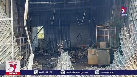 Hỏa hoạn thiêu rụi 3 căn nhà tại An Giang