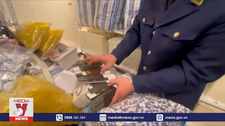 Hà Nội bắt giữ 3 tấn thực phẩm chức năng không rõ nguồn gốc