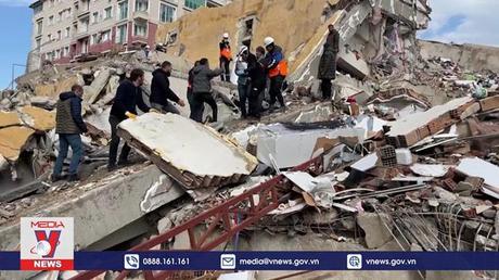 Cần điều trị tâm lý cho nạn nhân động đất ở Thổ Nhĩ Kỳ