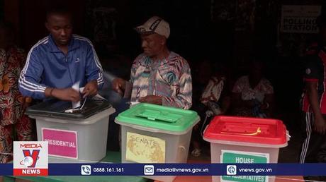 Bầu cử tổng thống và nghị sĩ quốc hội tại Nigeria