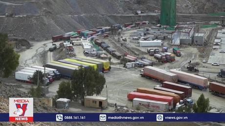 Afghanistan và Pakistan mở lại cửa khẩu biên giới trên bộ