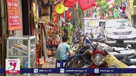 Hà Nội mở lại chiến dịch lấy lại vỉa hè 