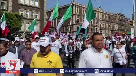 Hàng triệu người Mexico tuần hành phản đối dự luật bầu cử