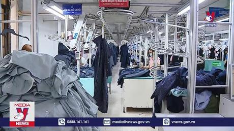 Dệt may giảm đơn hàng và sức ép về giá 