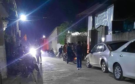 Tạm giữ hai đối tượng trông trẻ sau cái chết bất thường của bé trai 17 tháng tuổi