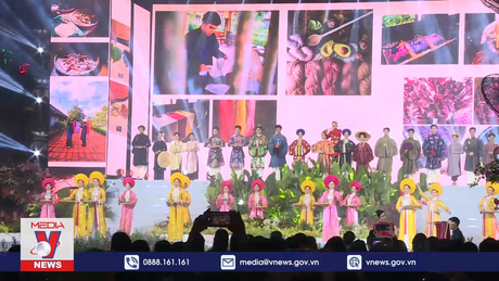 Tưng bừng khai mạc Lễ hội Áo dài TP.HCM 2023