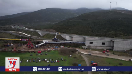 Thủ tướng Hy Lạp xin lỗi sau vụ tai nạn đường sắt