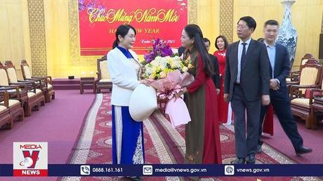 Đoàn Cố vấn đặc biệt Thủ tướng Nhật Bản làm việc tại Ninh Bình