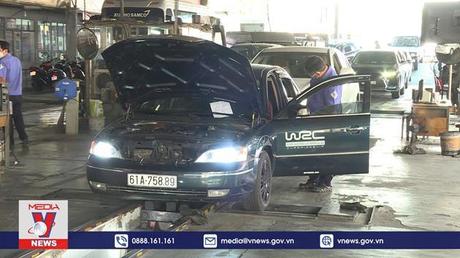 Nguy cơ quá tải các trung tâm đăng kiểm tại TP.HCM