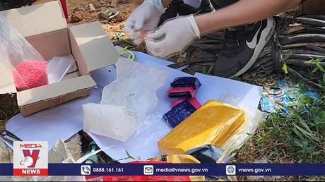 Thu giữ 12.000 viên ma túy tổng hợp