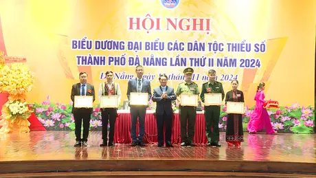 Hội nghị biểu dương đại biểu dân tộc thiểu số Đà Nẵng 2024