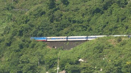 Mở bán vé tàu du lịch Huế- Đà Nẵng