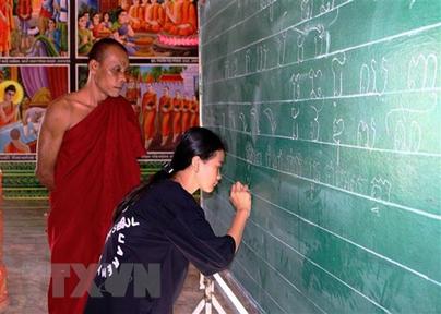 Bác bỏ những thông tin sai sự thật về tình hình người Khmer ở Việt Nam