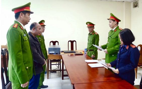 Bắt giám đốc lừa đảo xuất khẩu lao động và du học