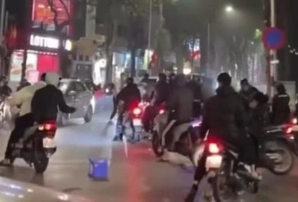 Hà Nội: Làm rõ nhóm đối tượng gây mất an ninh trật tự tại ngã tư Lò Đúc