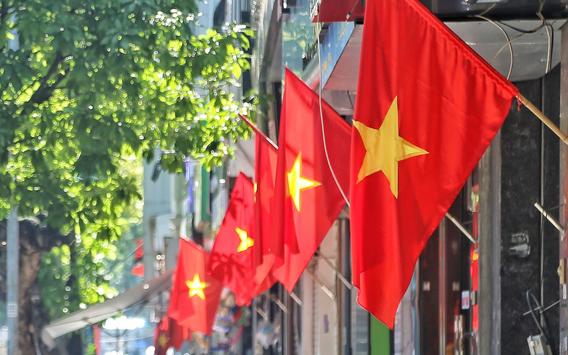 Bộ Nội vụ tán thành đề xuất hoán đổi ngày làm việc để nghỉ lễ 30/4-1/5 liền 5 ngày