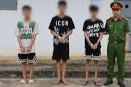 Khởi tố nhóm đối tượng 'tuổi teen' cướp tài sản lúc nửa đêm