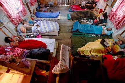 Kỳ lạ cuộc thi nằm một chỗ lâu nhất ở Montenegro