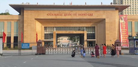 Người dân sắp được tự lái xe sang Trung Quốc du lịch qua cửa khẩu Móng Cái