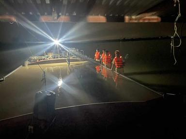 Bắt giữ 4 phương tiện bơm hút cát trái phép 