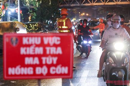 Công an Hà Nội bác bỏ thông tin lập 15 tổ kiểm soát nồng độ cồn lan truyền trên mạng xã hội