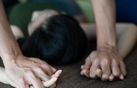 Bắt 7 bị can để điều tra về hành vi hiếp dâm bé gái 15 tuổi 