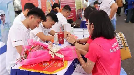 Quy định mới về tinh giản biên chế có hiệu lực thi hành từ ngày 16/6/2025