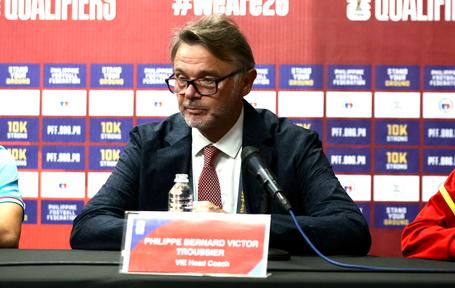 HLV Troussier: ‘Đây là trận thắng quan trọng dù không dễ dàng’