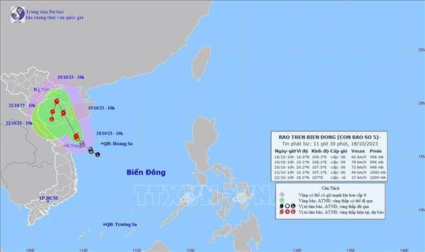 Bão số 5 cách đất liền khu vực Quảng Trị đến Thừa Thiên - Huế khoảng 200km