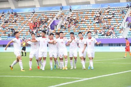 Olympic Việt Nam thắng Mông Cổ trận ra quân ASIAD 19
