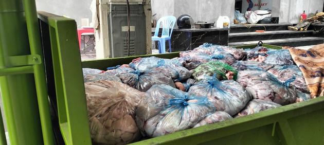 Phát hiện cơ sở chế biến mỡ lợn bốc mùi hôi tại Vĩnh Phúc